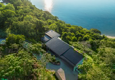 Luxury Villa Photo #37