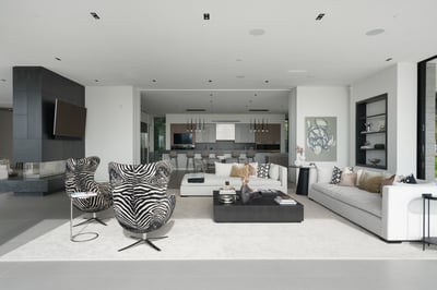 Luxury Villa Photo #19