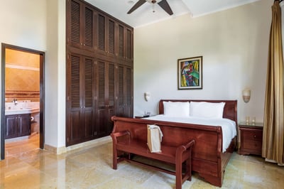 Luxury Villa Photo #71