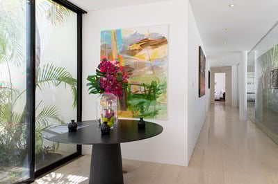 Luxury Villa Photo #15