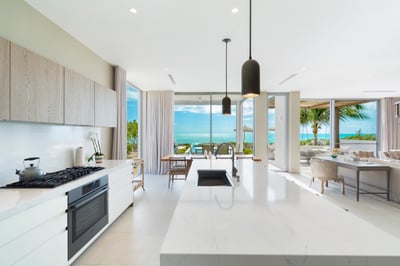 Luxury Villa Photo #23