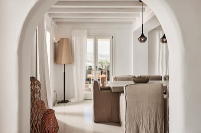 Luxury Villa Photo #25