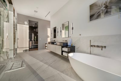 Luxury Villa Photo #34