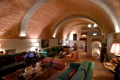 Luxury Villa Photo #18