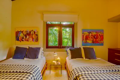 Luxury Villa Photo #44
