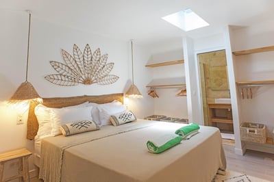Luxury Villa Photo #13