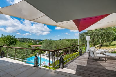Luxury Villa Photo #3