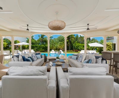 Luxury Villa Photo #8