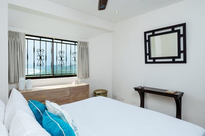 Luxury Villa Photo #33