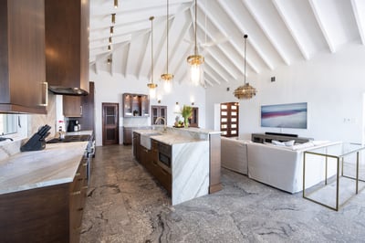 Luxury Villa Photo #39