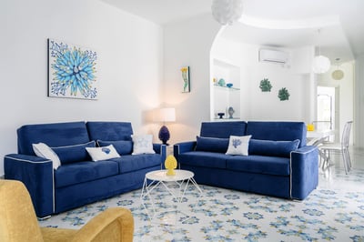 Luxury Villa Photo #15