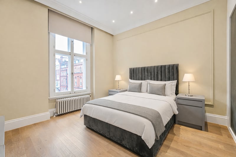 The Knightsbridge