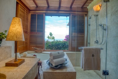 Luxury Villa Photo #54