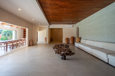 Luxury Villa Photo #25