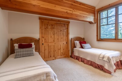 Luxury Villa Photo #36