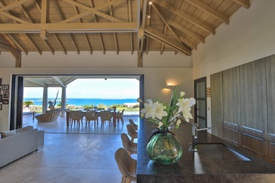 Luxury Villa Photo #22