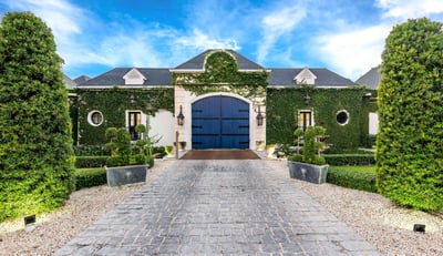 Luxury Villa Photo #12