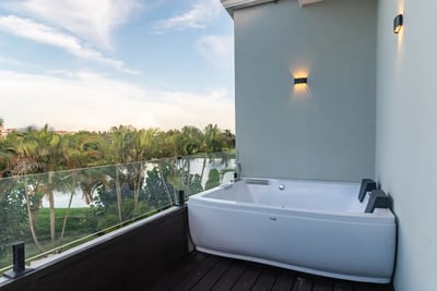 Luxury Villa Photo #44