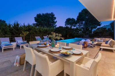 Luxury Villa Photo #7