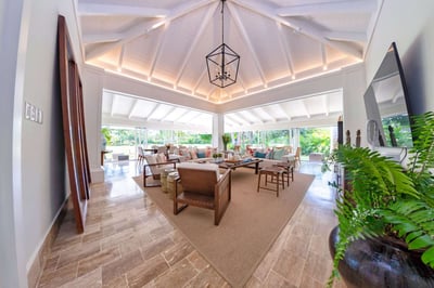 Luxury Villa Photo #10