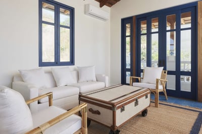 Luxury Villa Photo #19