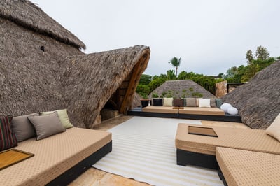 Luxury Villa Photo #22