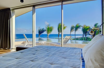 Luxury Villa Photo #22