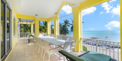 Luxury Villa Photo #4