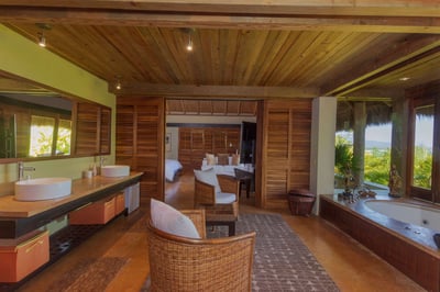 Luxury Villa Photo #23