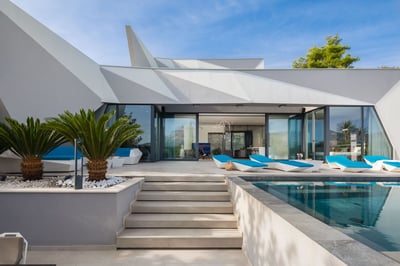 Luxury Villa Photo #25