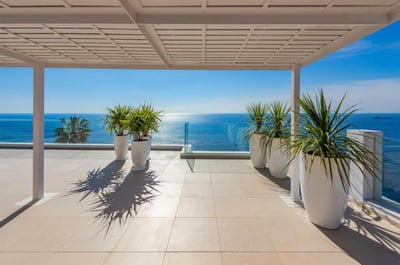 Luxury Villa Photo #18