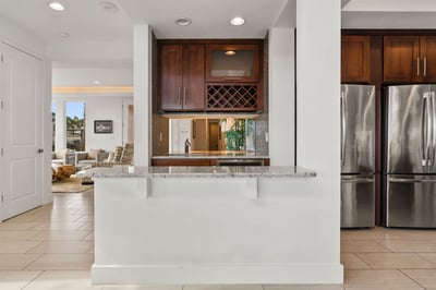 Luxury Villa Photo #9