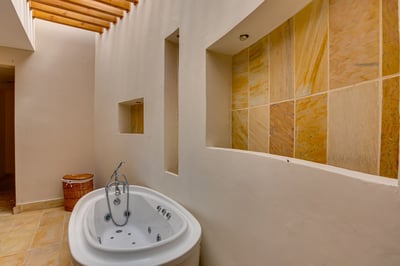 Luxury Villa Photo #59