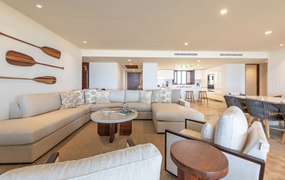 Luxury Villa Photo #12