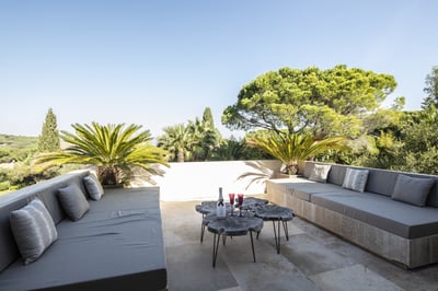 Luxury Villa Photo #11