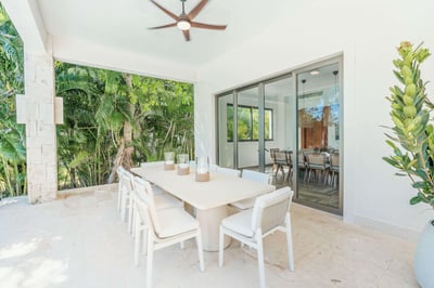 Luxury Villa Photo #7