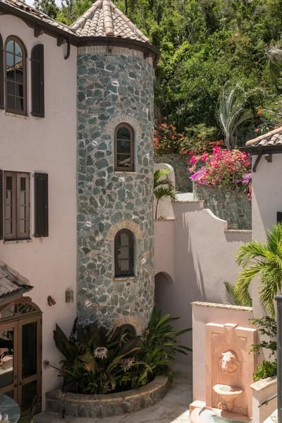 Luxury Villa Photo #19