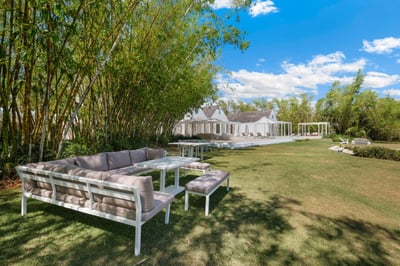 Luxury Villa Photo #7