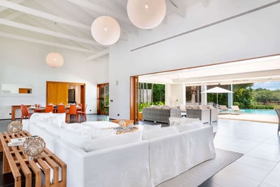 Luxury Villa Photo #8