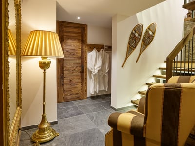Luxury Villa Photo #7