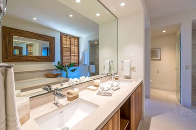 Luxury Villa Photo #47