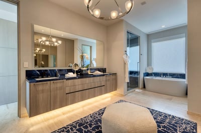 Luxury Villa Photo #60