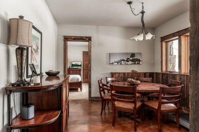 Luxury Villa Photo #12