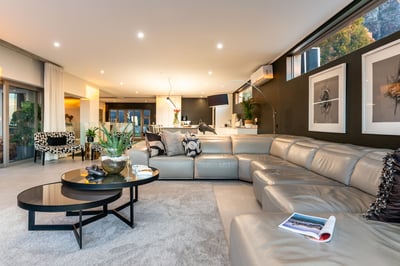 Luxury Villa Photo #20