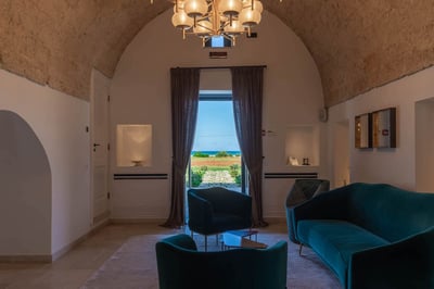 Luxury Villa Photo #25