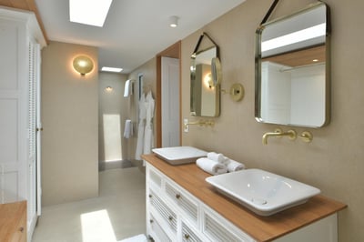 Luxury Villa Photo #56