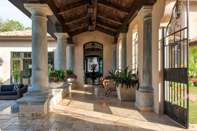 Luxury Villa Photo #5