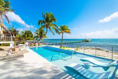 Luxury Villa Photo #2