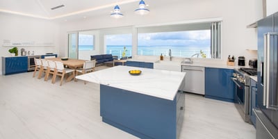 Luxury Villa Photo #17