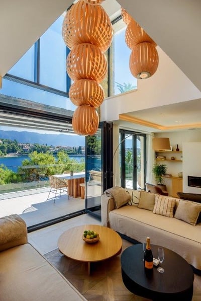 Luxury Villa Photo #33